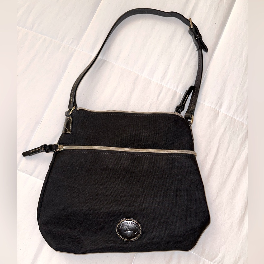 Vintage Dooney & Bourke Black Nylon Medium Shoulder Bag Purse with Red Lining